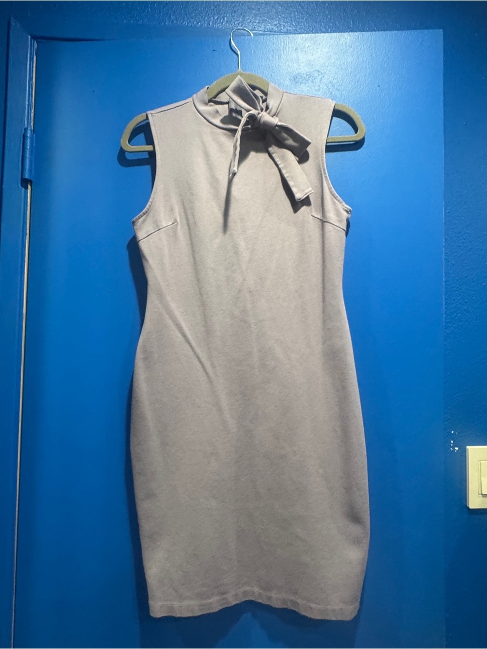 AKIRA Sleeveless Tie-Neck Midi Dress in light lavender